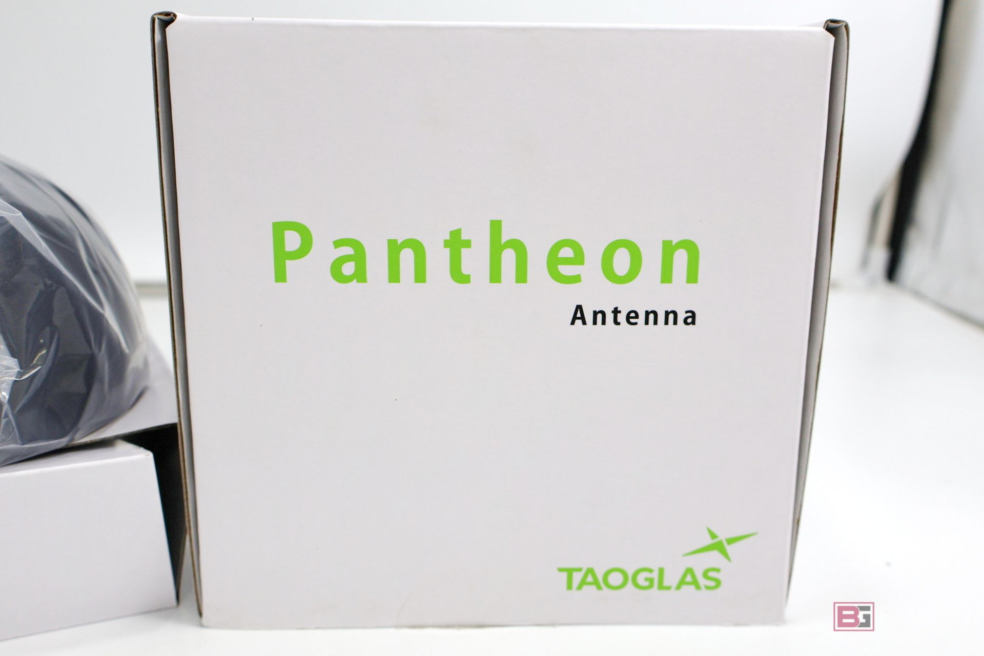 Taoglas Pantheon MA741.B.BI.001 Antenna; New in Box - Image 2 of 6
