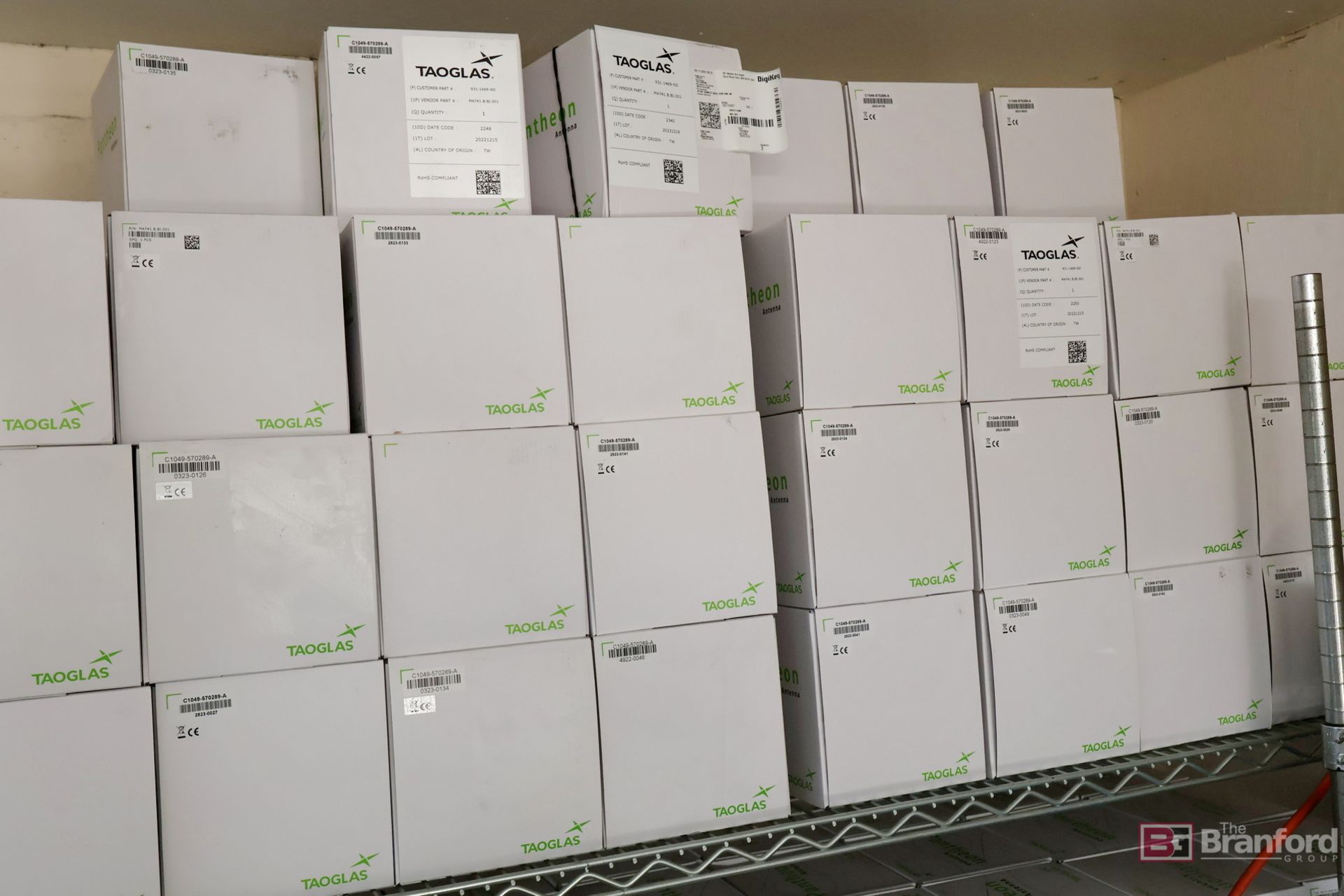 Taoglas Pantheon MA741.B.BI.001 Antenna; New in Box - Image 6 of 6