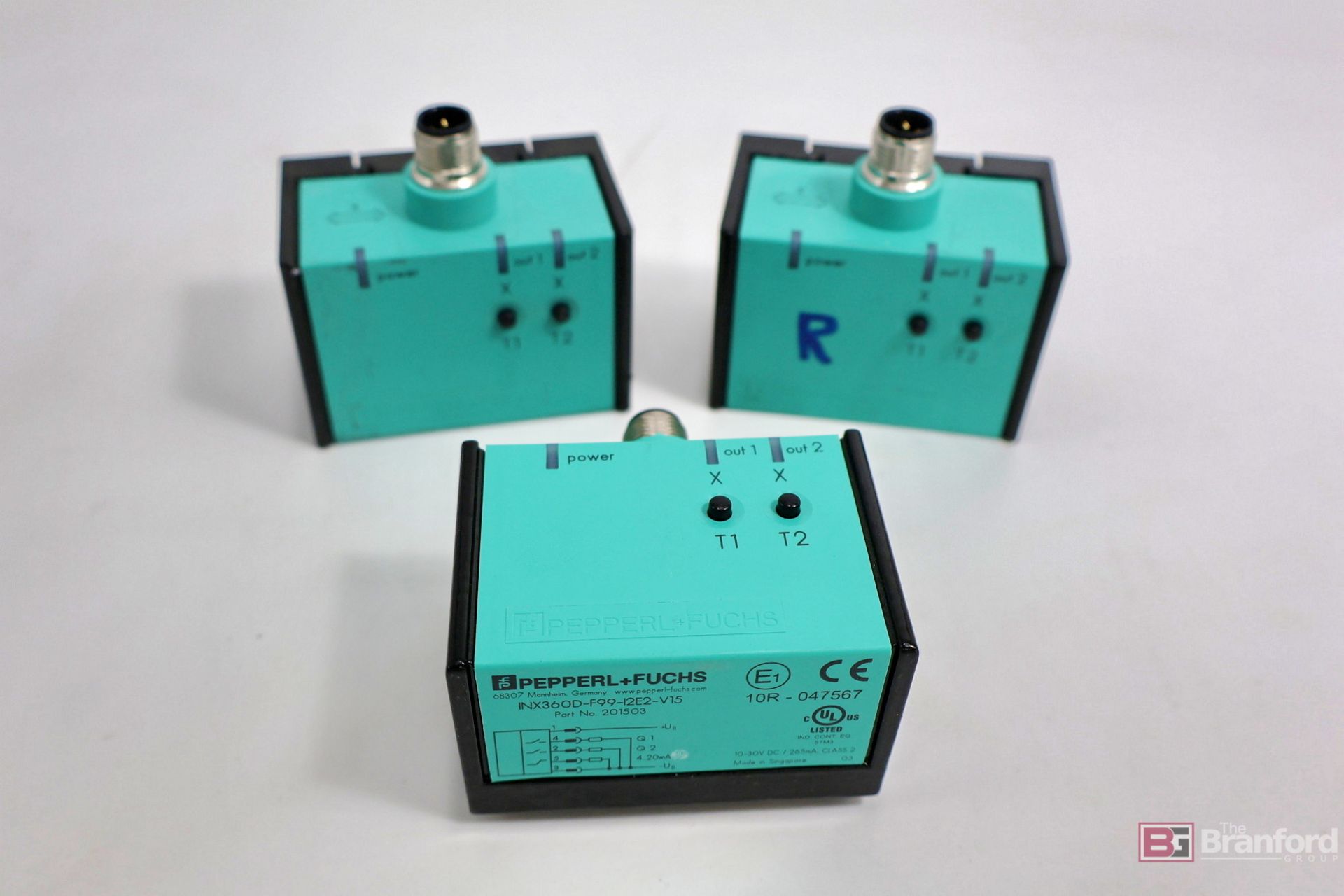 (4) PEPPERL+FUCHS INX360D-F99-I2E2-V15 Inclination Sensor