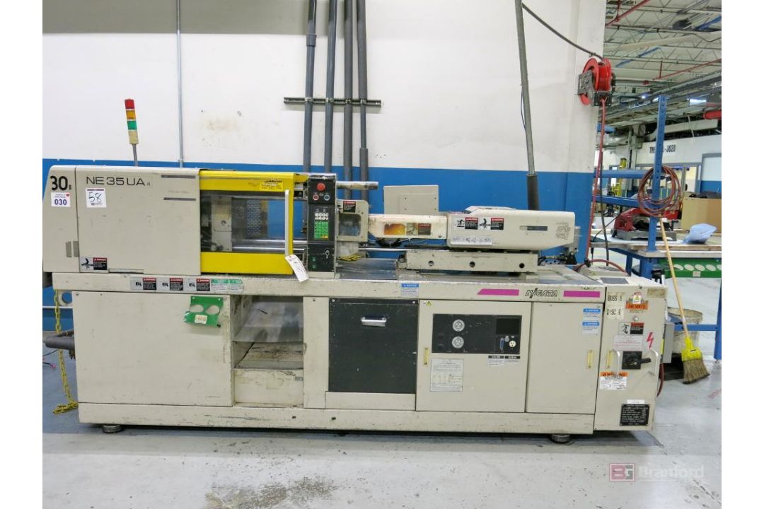 Niigata Model NE35UA4 35-Ton Horizontal Plastic Injection Molding Machine - Image 2 of 7
