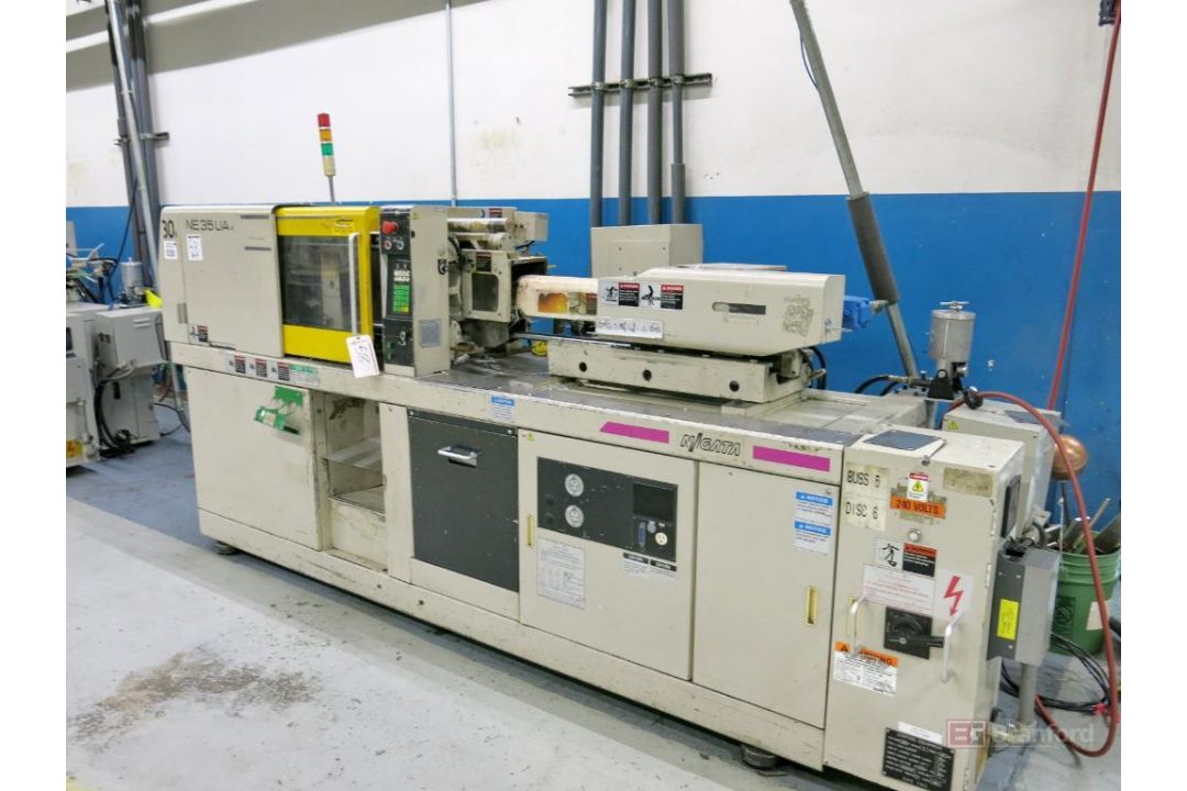 Niigata Model NE35UA4 35-Ton Horizontal Plastic Injection Molding Machine - Image 3 of 7