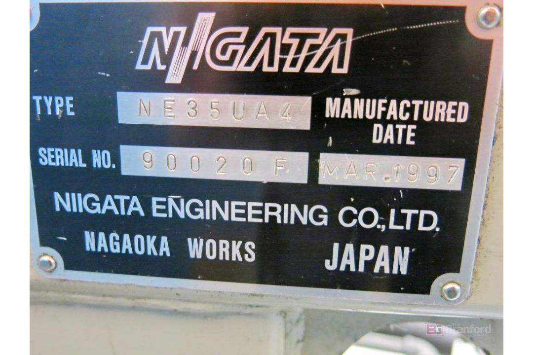 Niigata Model NE35UA4 35-Ton Horizontal Plastic Injection Molding Machine - Image 7 of 7