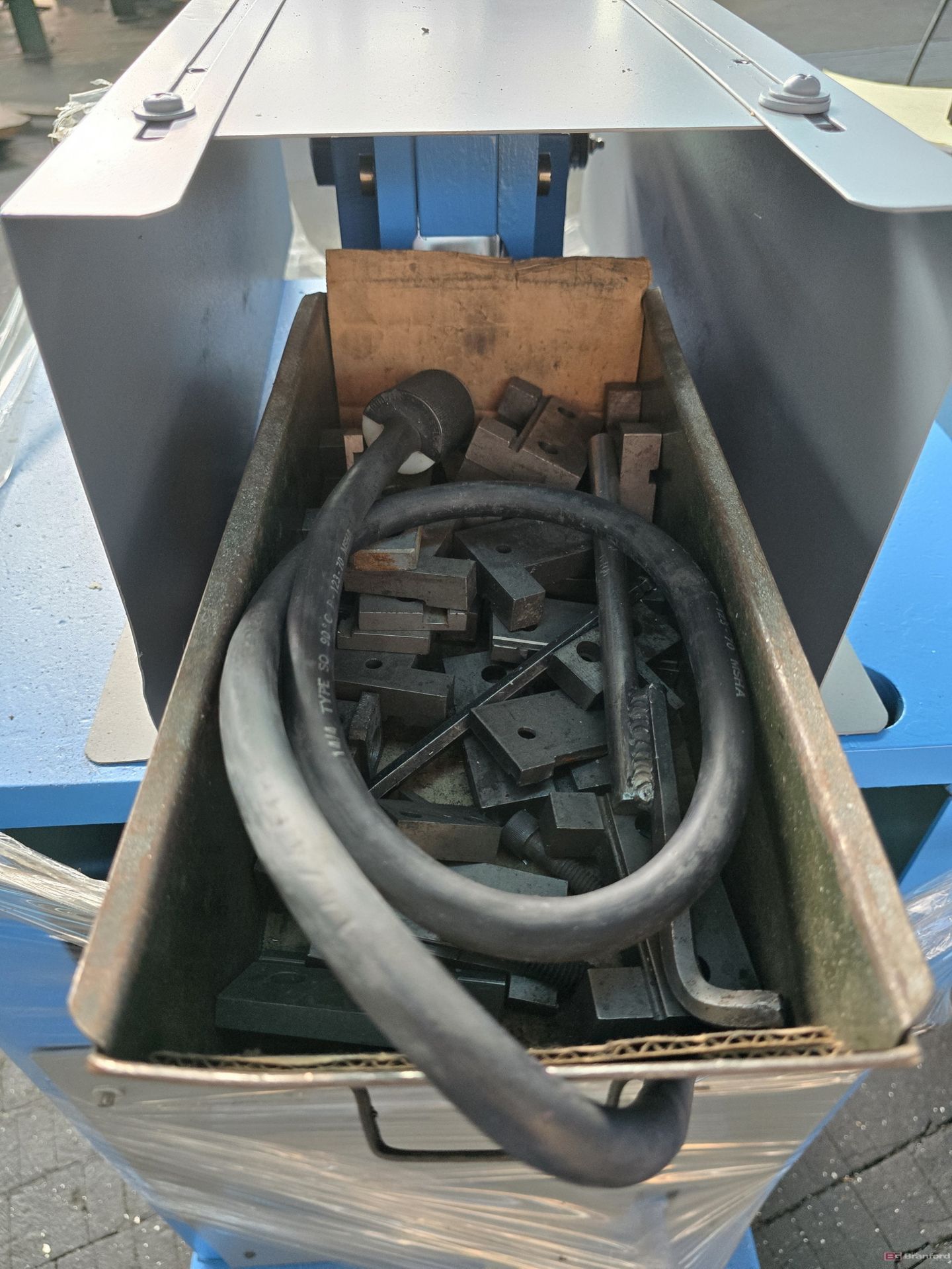 Lubow Model T-1 Trimmer-Nibbler - Image 3 of 3