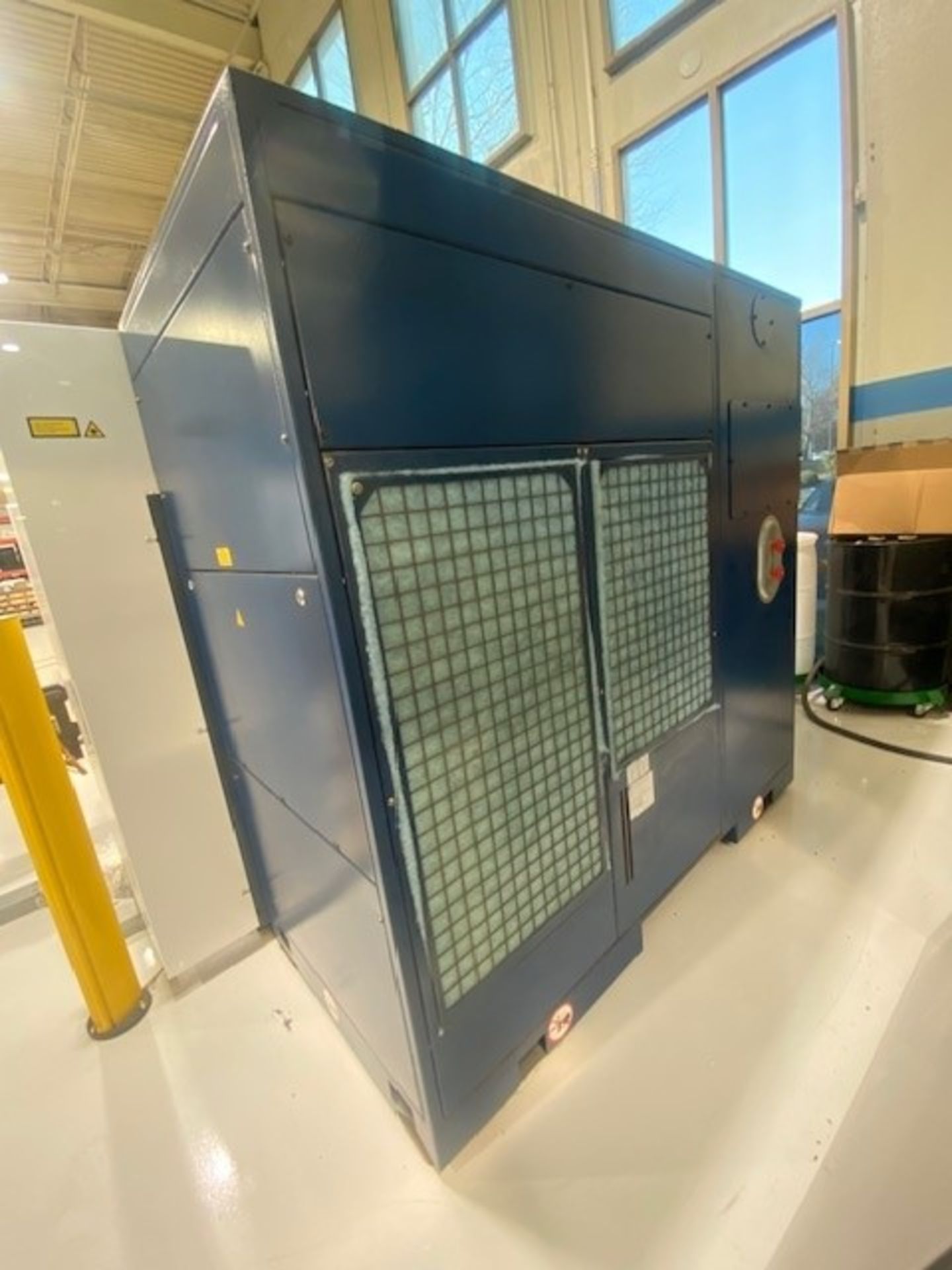 Trumpf CO2 Flying Optic Laser, 2.5 KW, 60' x 120" Table Size, Automatic Pallet Changer (2014) - Image 5 of 8