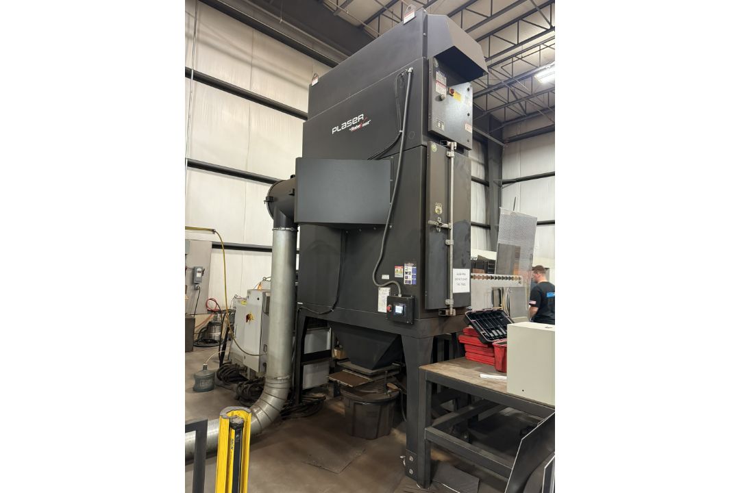 Mazak CNC Fiber Laser Cutting System Model Optiplex 3015, 4 KW, 60" x 120", Dust Collector, (2016) - Image 16 of 18