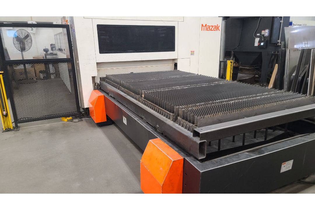 Mazak CNC Fiber Laser Cutting System Model Optiplex 3015, 4 KW, 60" x 120", Dust Collector, (2016) - Image 7 of 18