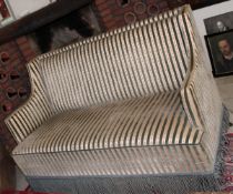 Sofa, Salonmöbel, 135 cm x 90 cm x 60 cm