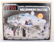 Scarce variant Vintage Star Wars Return of the Jedi Kenner, Millenium Falcon Empty Box, 