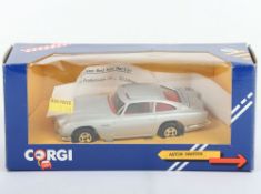 Corgi  C271/1 James Bond Aston Martin DB5