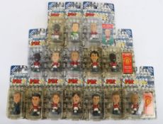 Fifteen Manchester United Blue and Green Bases Corinthian Platinum Edition Pro Stars Figures 1999 CR