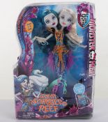 Monster High Hissters Daughters of the Hydra Peri and Pearl Serpentine Great Scarrier Reef 2015 New 