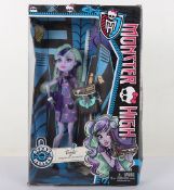 Monster High Twyla Daughter of the Boogey Man 2013 New in Box Doll Mattel.