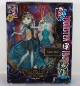 Monster High Frankie Stein 13 Wishes Haunt the Casbah 2012 New in Box Doll Mattel.