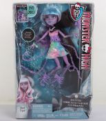 Monster High River Styxx Daughter of the Grim Reaper Haunted 2014 New in Box Doll Mattel.