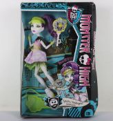 Monster High Spectra Vondergeist Ghoul Sports 2013 New in Box Doll Mattel.