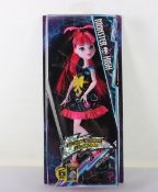 Monster High Draculaura Daughter of Dracula Electrified Hair Raising Ghouls 2016 New in Box Doll Mat