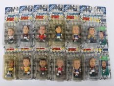 Twelve Corinthian Platinum Edition Pro Stars Figures 1999 CRV Minimum 20,000.