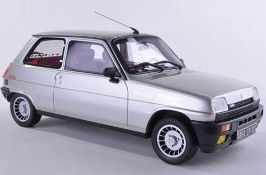 Ottomobile OT585 1:18 Scale Die Cast Renault 5 Alpine Turbo Gris Argnet Metalisé 620 1983.