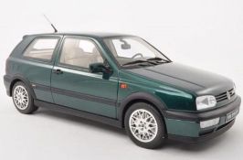 Ottomobile OT544 1:18 Scale Die Cast Volkswagen Golf 3 VR6 Syncro Dragongreen 1995.