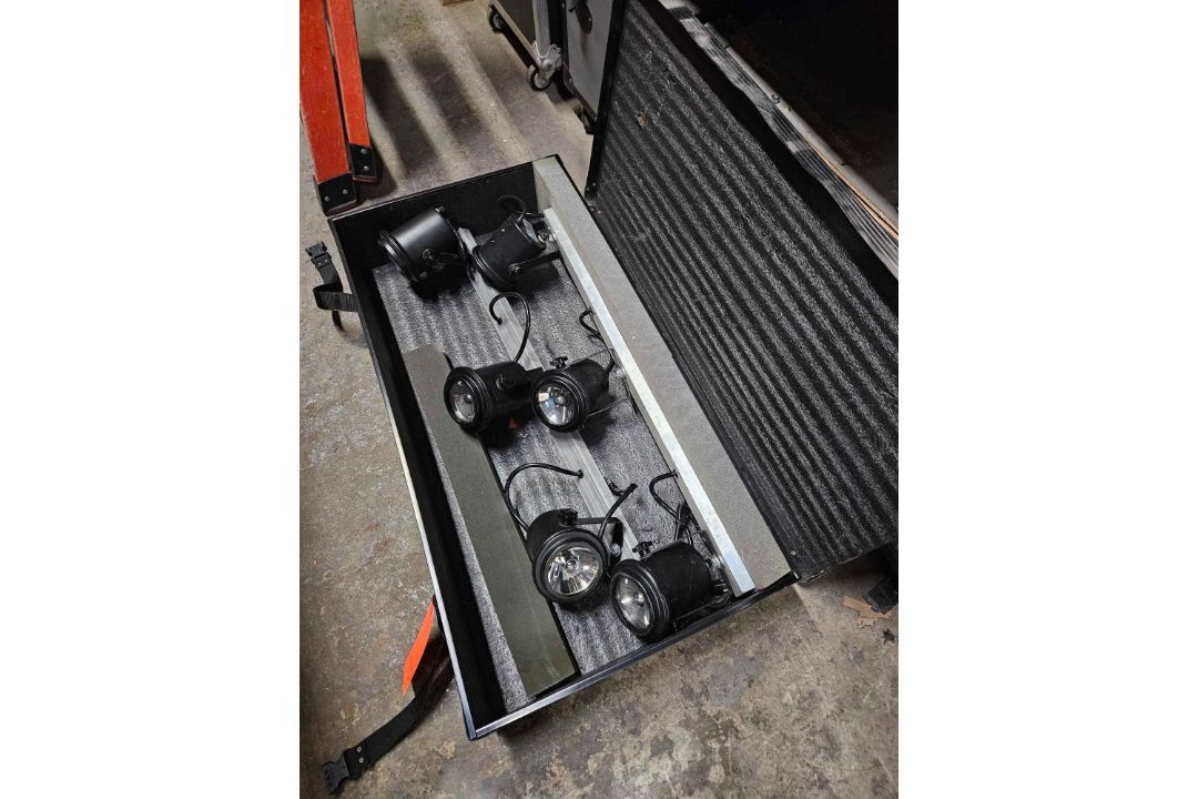 Lot of (6) Pin spot lights mounted on (2) 3 foot rods - Image 1 of 2