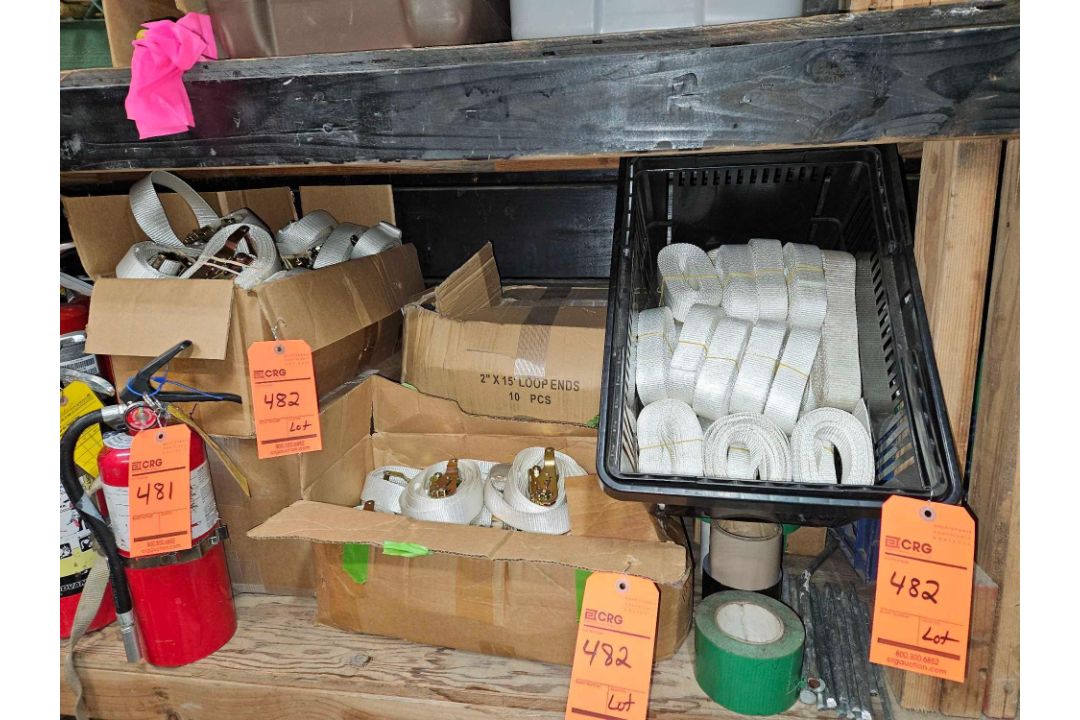 Lot of assorted straps and ratchets - Image 1 of 2