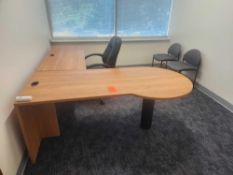 Wood Desk/Chairs