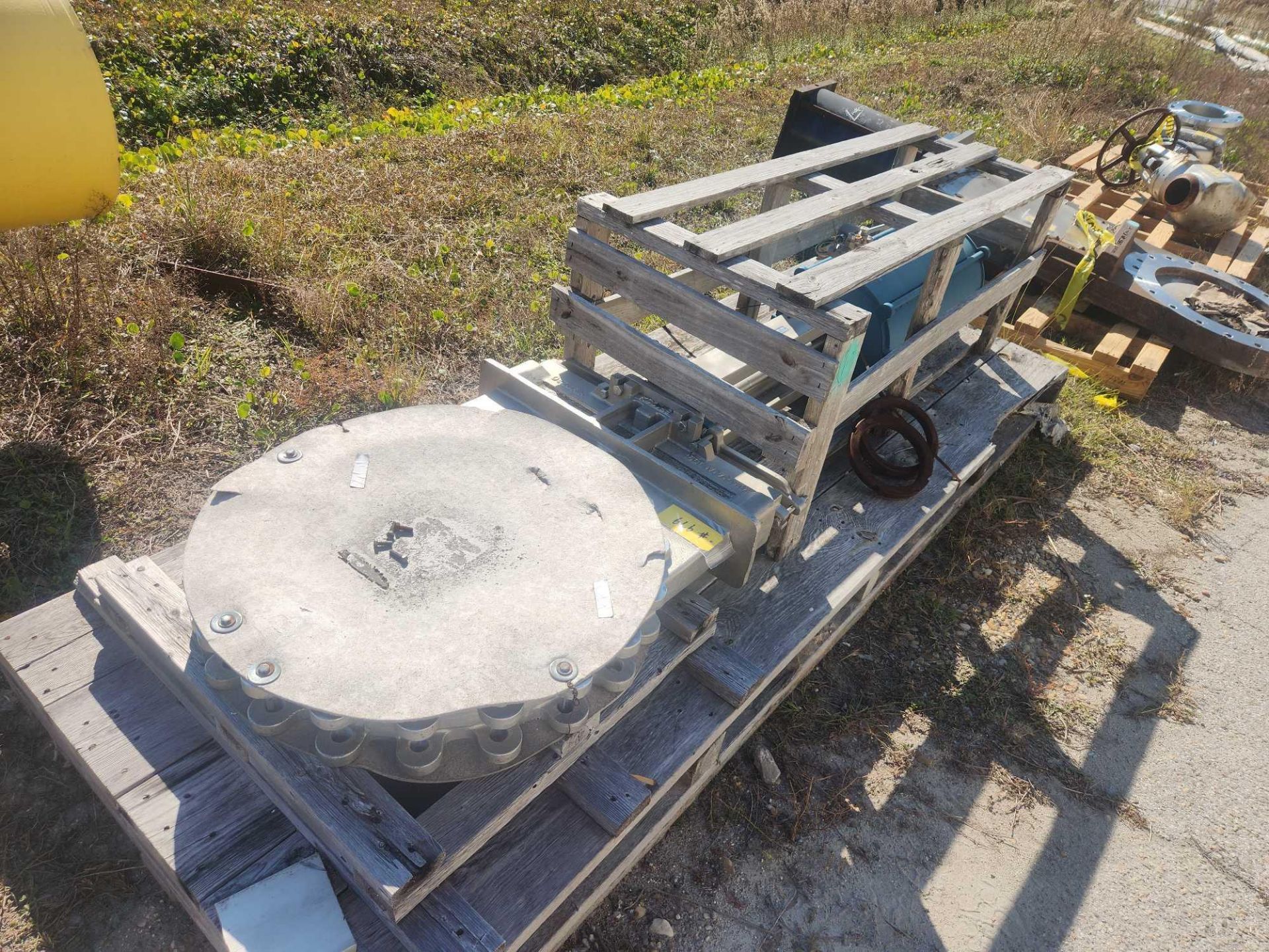 Dezurik Stainless Steel Guillotine Valve - Image 2 of 3