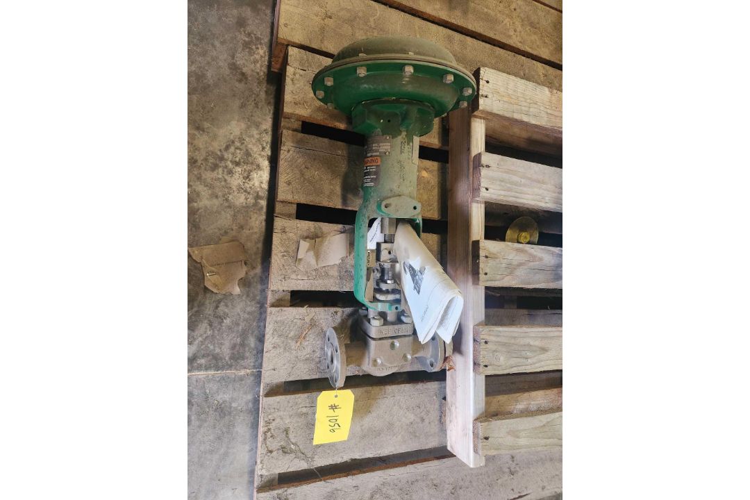 Fisher Ball Valve - Image 1 of 2