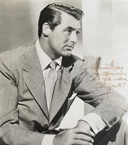 Autographs & Memorabilia