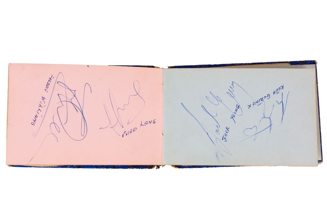 From a Gentleman's Collection. Autograph Albums Incl. Steve Martin - Image 4 of 8