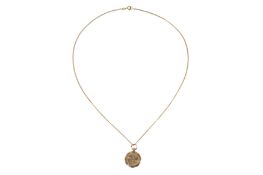 A LOCKET PENDANT NECKLACE