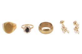 THREE RINGS AND A PAIR OF EARRINGS