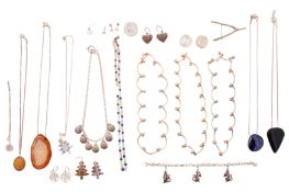 A GROUP OF SILVER AND COSTUME JEWELLERY