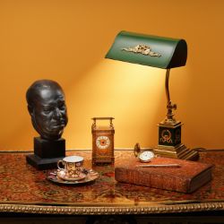 Interiors, Homes & Antiques - Timed Online