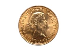 ELIZABETH II (1952 - 2022), 1963 SOVEREIGN.