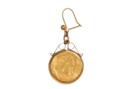 A HALF SOVEREIGN COIN PENDANT