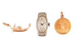 A GROUP OF JEWELLERY
