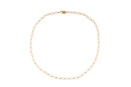 A PEARL NECKLACE