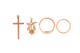 A GROUP OF YELLOW GOLD JEWELLERY