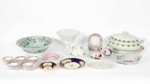 A quantity of ceramics