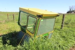 Hiniker Tractor Cab for 10-20 Series JD Tractors, Repainted