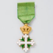 Mauritius und Lazarus Orden Ritterkreuz mit Krone am Band und im Etui