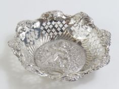 A Victorian silver dish, made by Mitchell Bosley &