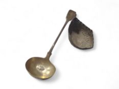 A Victorian silver serving ladle, London, 1839, Wi