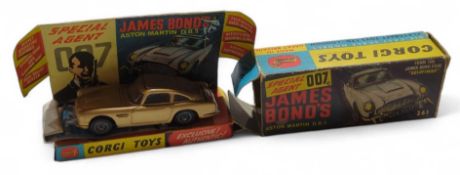 CORGI - 261 James Bond Aston Martin DB5, metallic