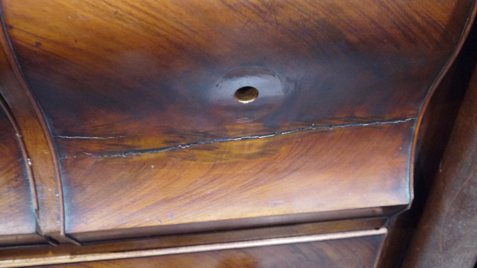 Victorian mahogany chest of drawers having a concealed frieze drawer, over three short and  three - Image 3 of 61