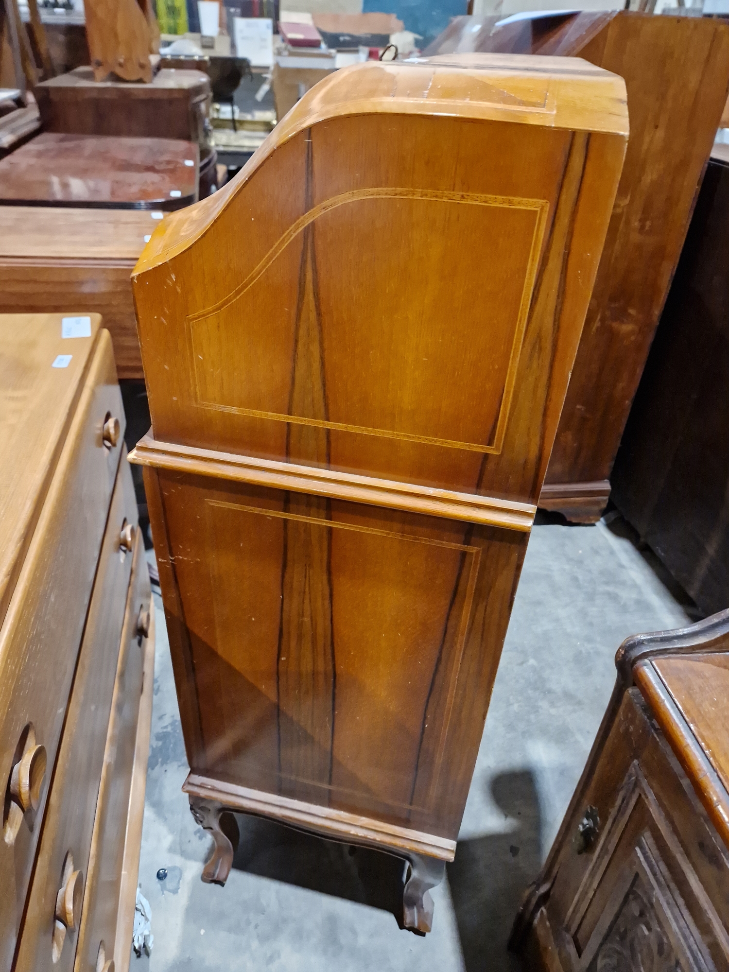 Reproduction marquetry inlaid bureau, the fall-front enclosing two fitted drawers and pigeonholes - Image 30 of 34