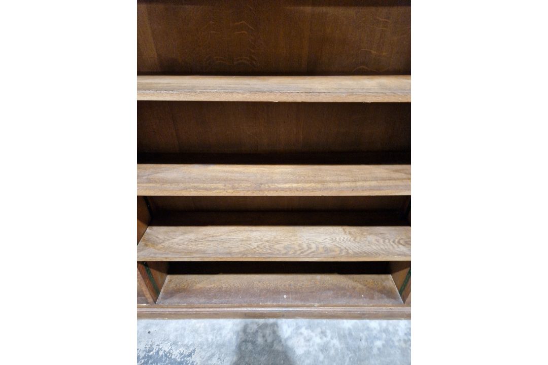 Unusually large oak bookcase, three section having 14 adjustable shelves, 172cm high x 310cm wide - Image 18 of 23