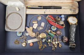 Silver bangles, Parker pen and other jewellery items