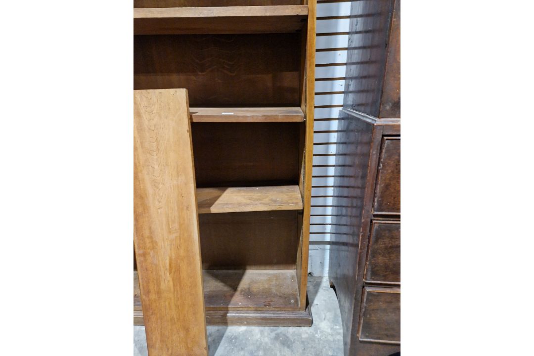 Unusually large oak bookcase, three section having 14 adjustable shelves, 172cm high x 310cm wide - Image 2 of 23